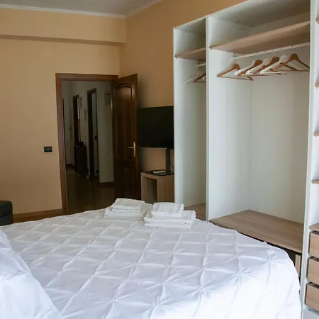 Romamo Sogliano4 Apartamento *